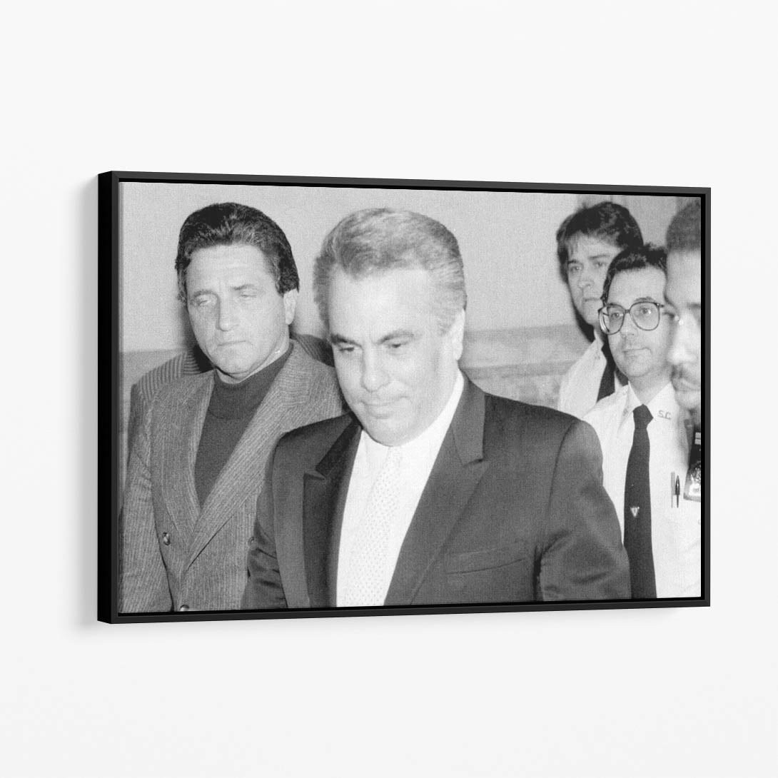 Gotti Escorted from Court, 1992