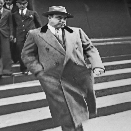Scarface Strides Out, 1931