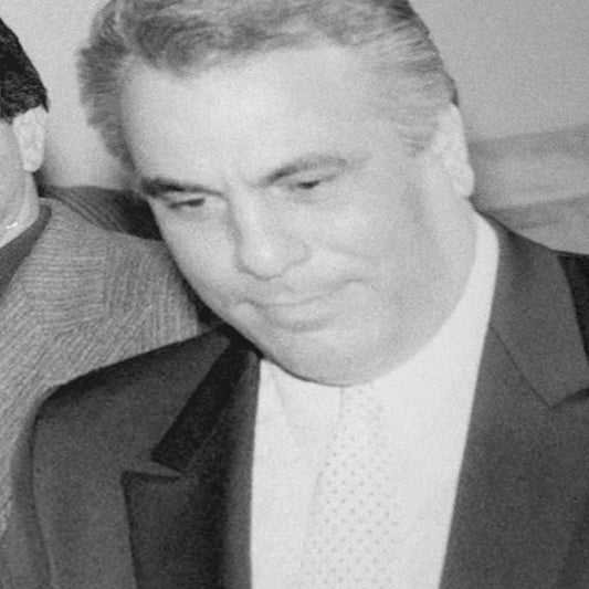 Gotti Escorted from Court, 1992